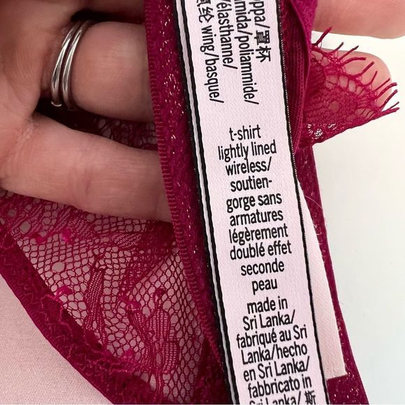 Victoria’s Secret The T-Shirt Lightly Lined Wireless Bra Lace Back Raspberry - Picture 10 of 11